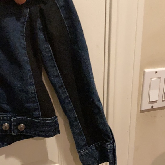 Blue Denim Jacket - Picture 13 of 15